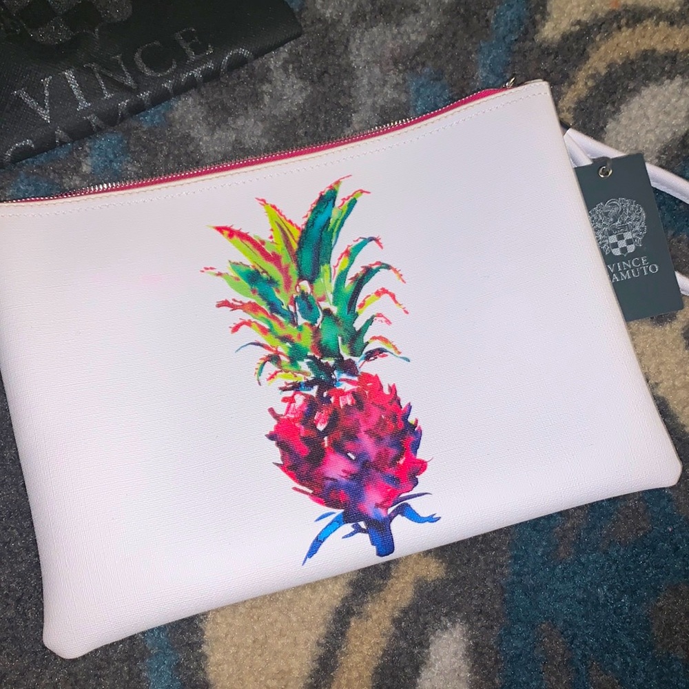 Used GOOD condition handbag/accessories/wristlet